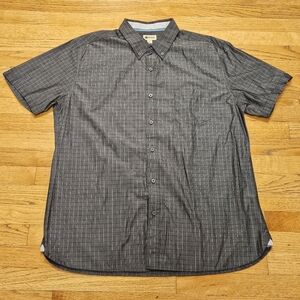 Haggar Clothing Men's Button Down Short Sleeve Shirt Sixe XL Grey Checkered